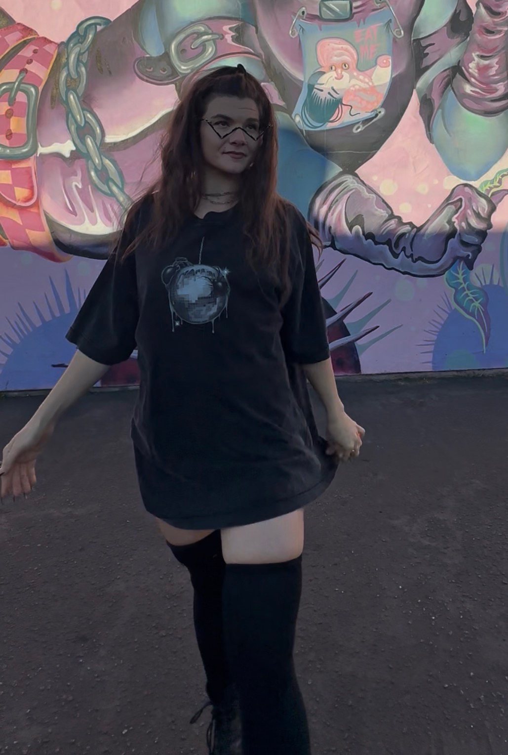 full cretures tee